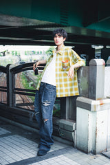 國王徽標損壞牛仔布