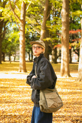 double pocket shoulder bag