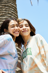 Tiedye Goodvibes大學徽標T卹