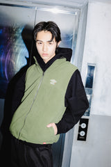 可逆的羊毛背心