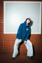 N9徽標針跡不平