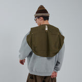 搖搖欲墜的新聞紙背心