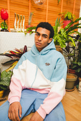 超過三色連帽衫