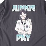 JUNKIE GIRL TEE