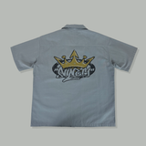 國王徽標開放式衣領襯衫