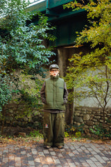 가짜 다운 조끼