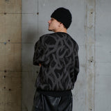 圓滿的軍事部落迷彩針織