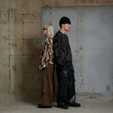 圓滿的軍事部落迷彩針織