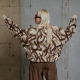 圓滿的軍事部落迷彩針織