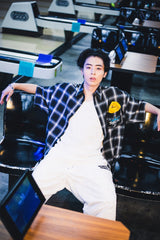 國王徽標漸變襯衫