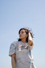 Tiedye Goodvibes大學徽標T卹