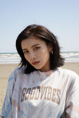 Tiedye Goodvibes大學徽標T卹