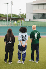 “ B”徽章針織polo襯衫