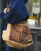 double pocket shoulder bag