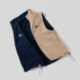 可逆的羊毛背心