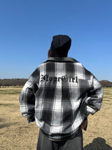 ng塗在休息板襯衫上