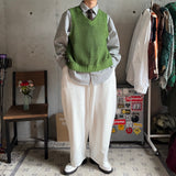 細條紋鬆散的春季軍襯衫