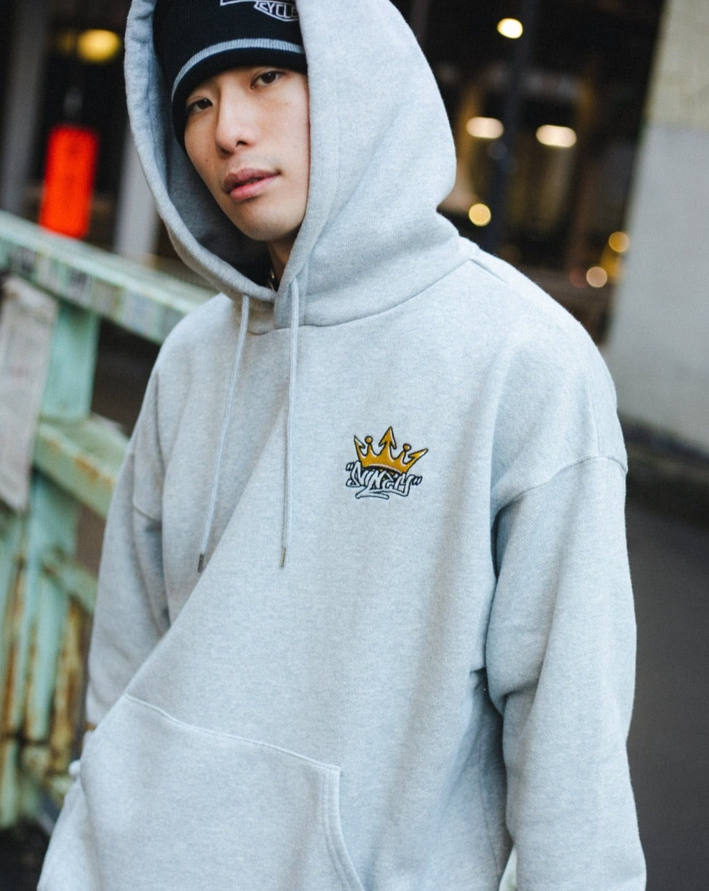 King Logo Hoodie – YZ