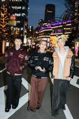 9090 x年輕歌曲雙膝蓋畫家褲子