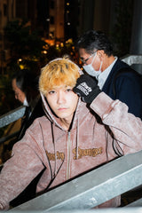 9090 x年輕歌曲化學拉鍊連帽衫