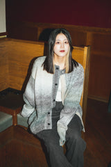 가디건에 대한 YS 그라데이션