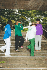 UNIVERSAL LOGO LS TEE