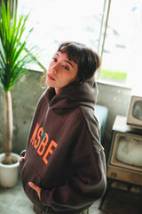 MSBE College Satin徽標連帽衫