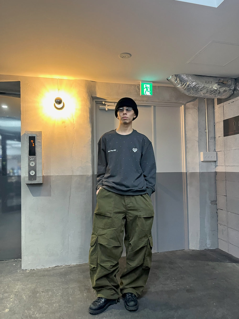 Rhinestone sweat shirts – YZ