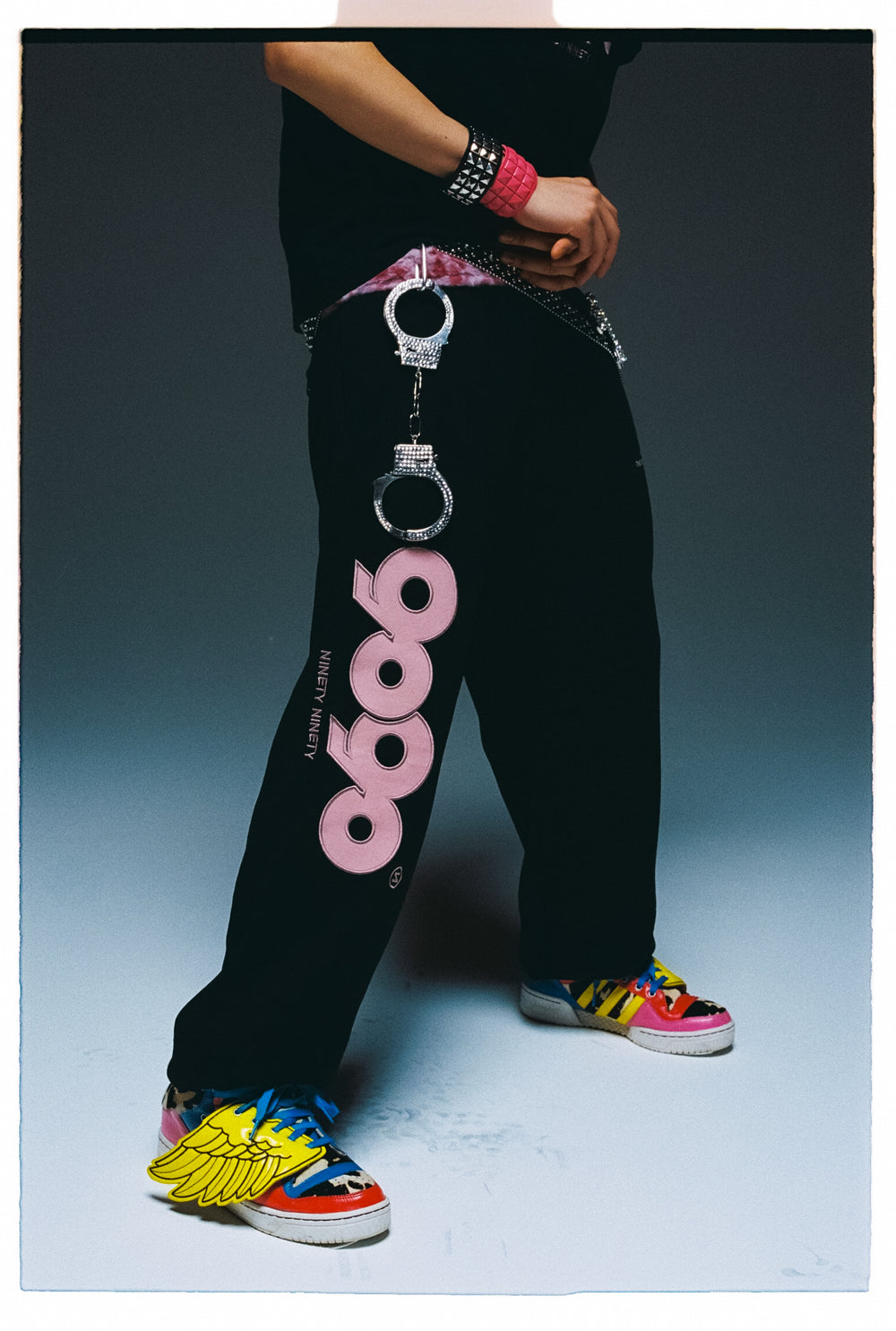 9090 OG Logo Sweat Pants – YZ