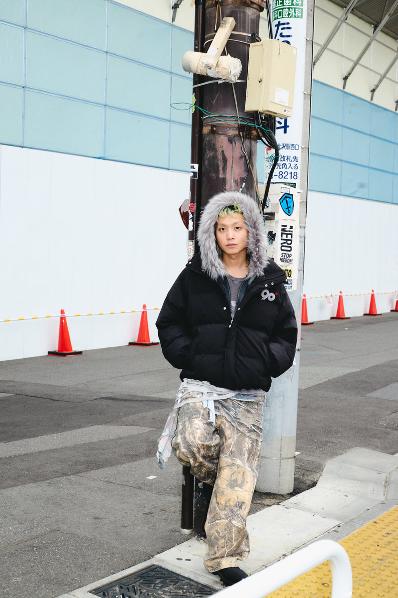 90 로고가 풍부한 복도 재킷