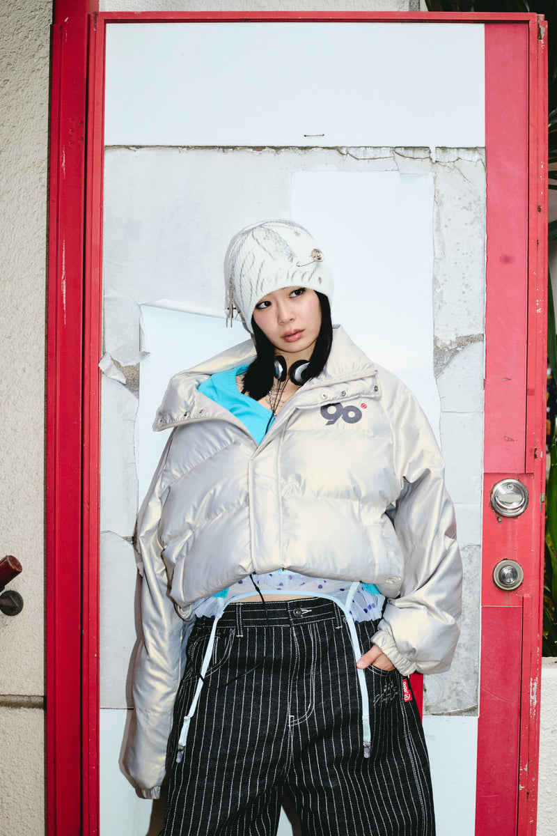 90 로고가 풍부한 복도 재킷