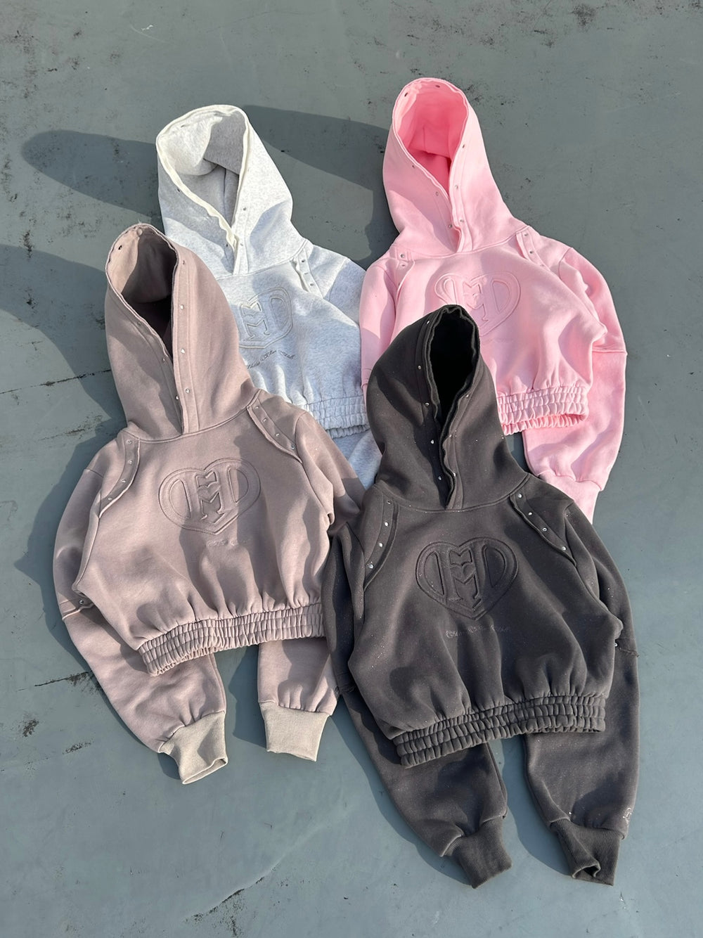 H heart logo river set up – YZ