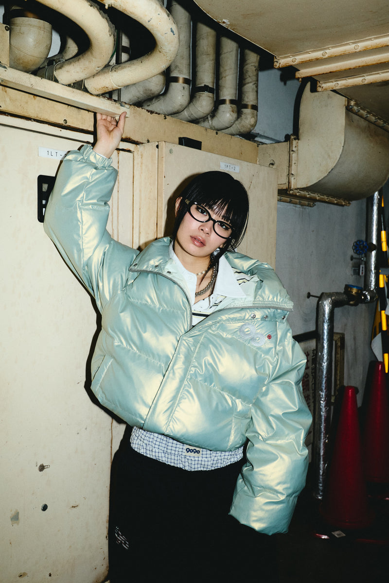 90 로고가 풍부한 복도 재킷