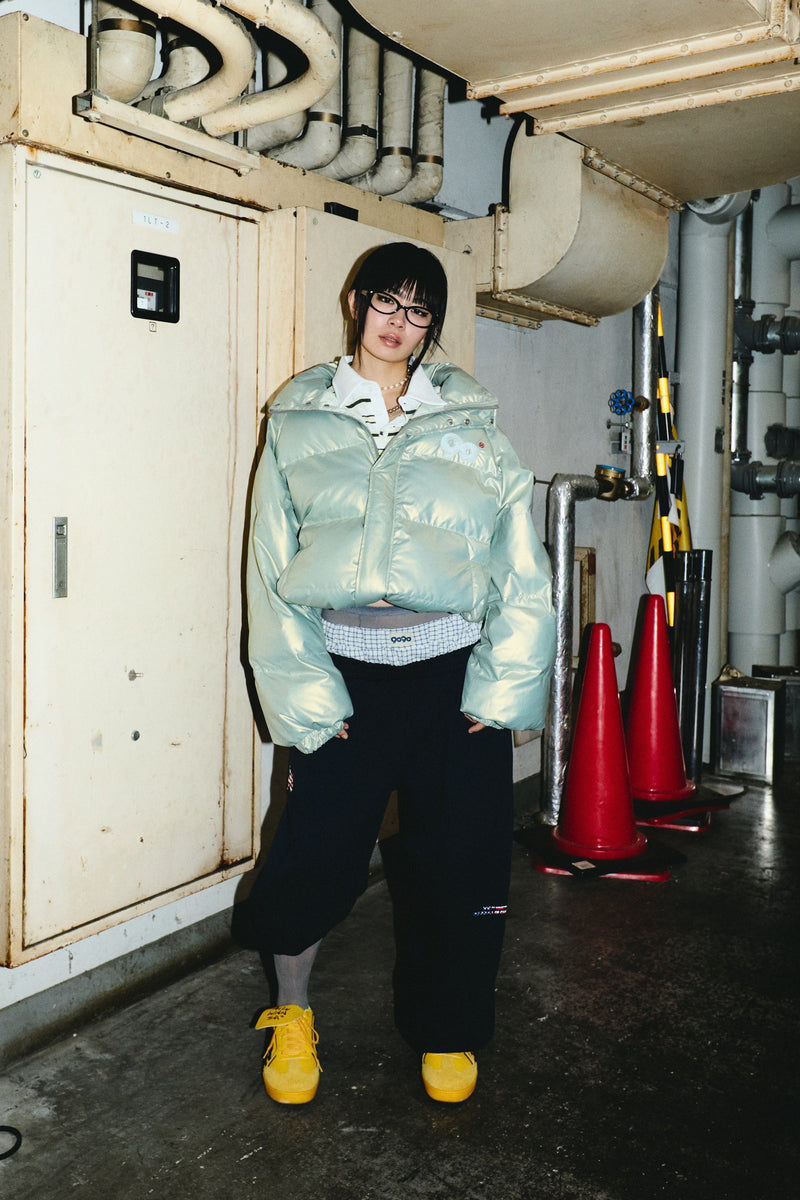 90 로고가 풍부한 복도 재킷