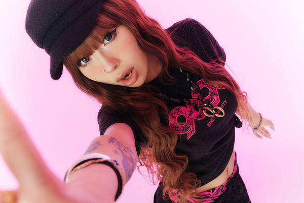 9090 girl – YZ