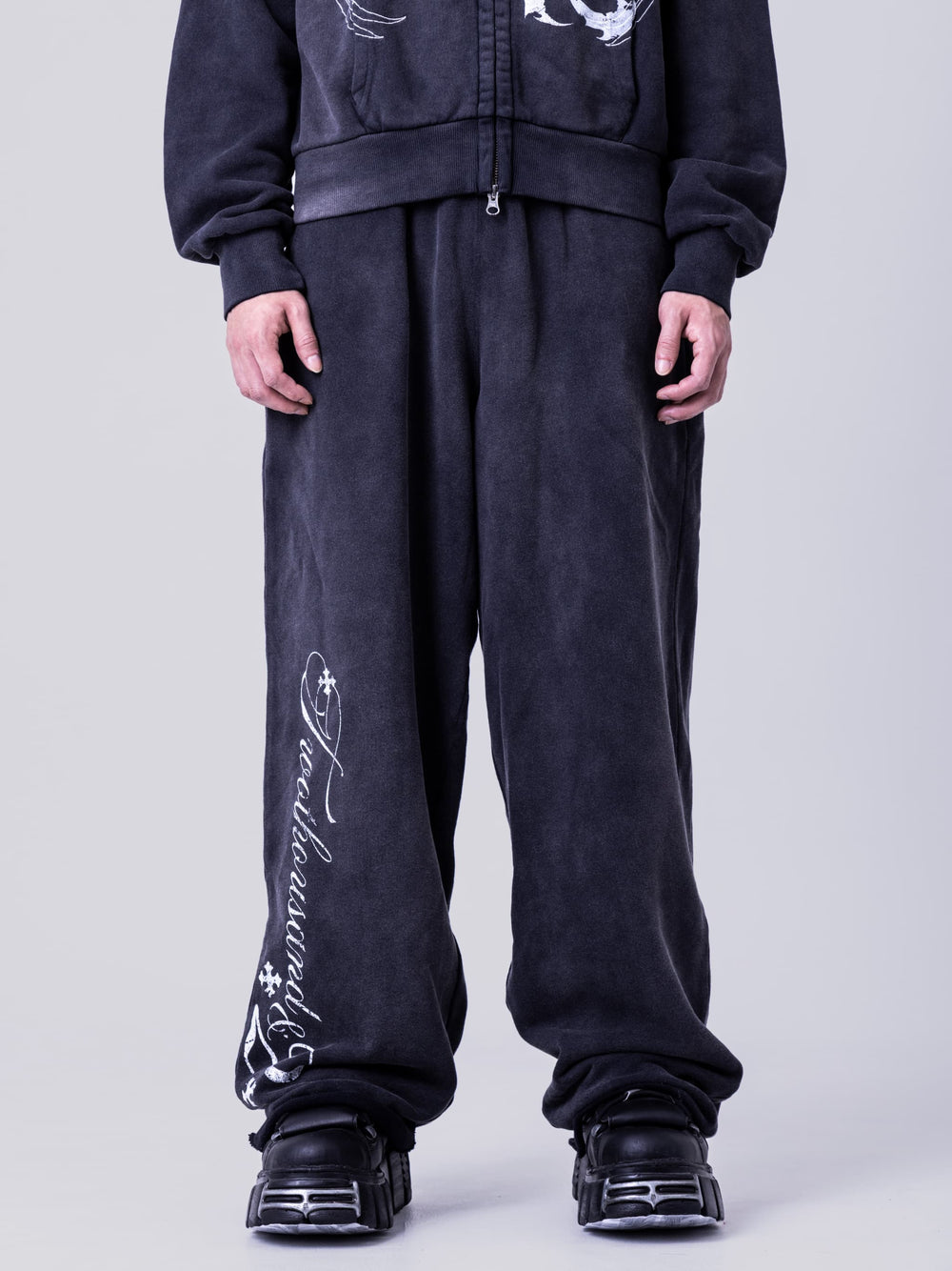 Judgment Sweat Pants – YZ