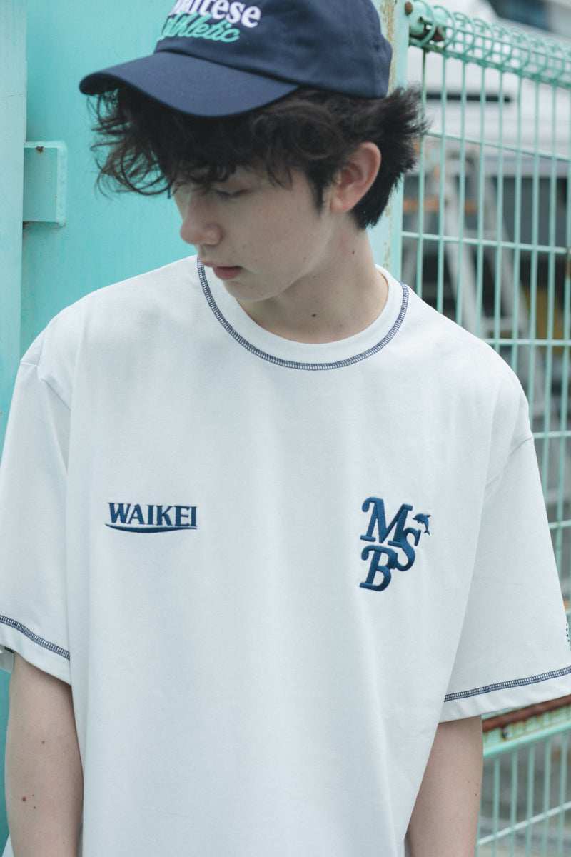 Wai Kei × MSB logo stitch tee