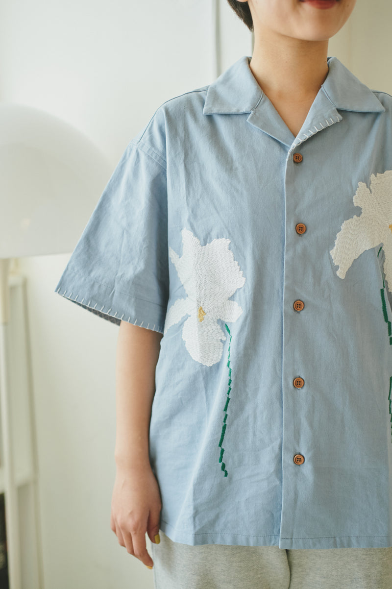 【新品未使用】flower embroidery shirt