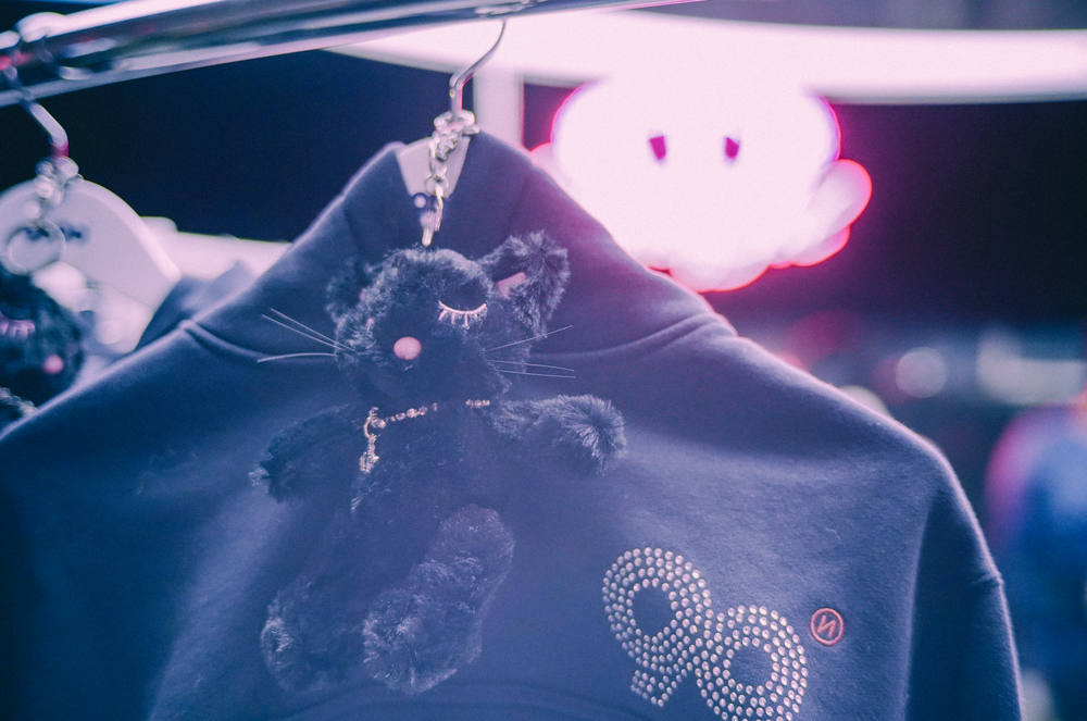 Dreaming Cat Keychain【9090 girl】 – YZ
