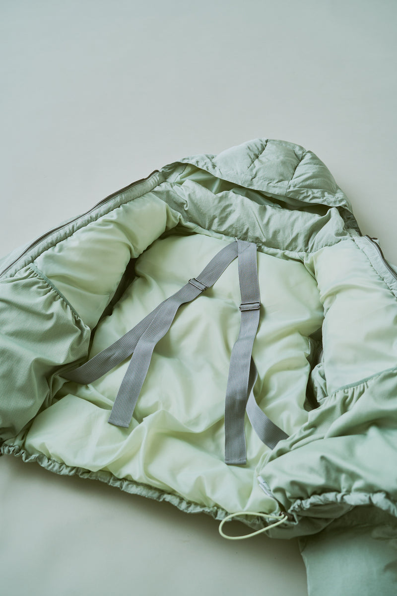 detachable sleeve 4way puffer jacket