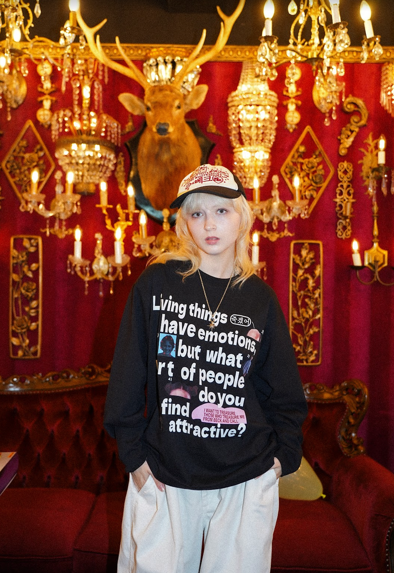 What's your type? long Tee