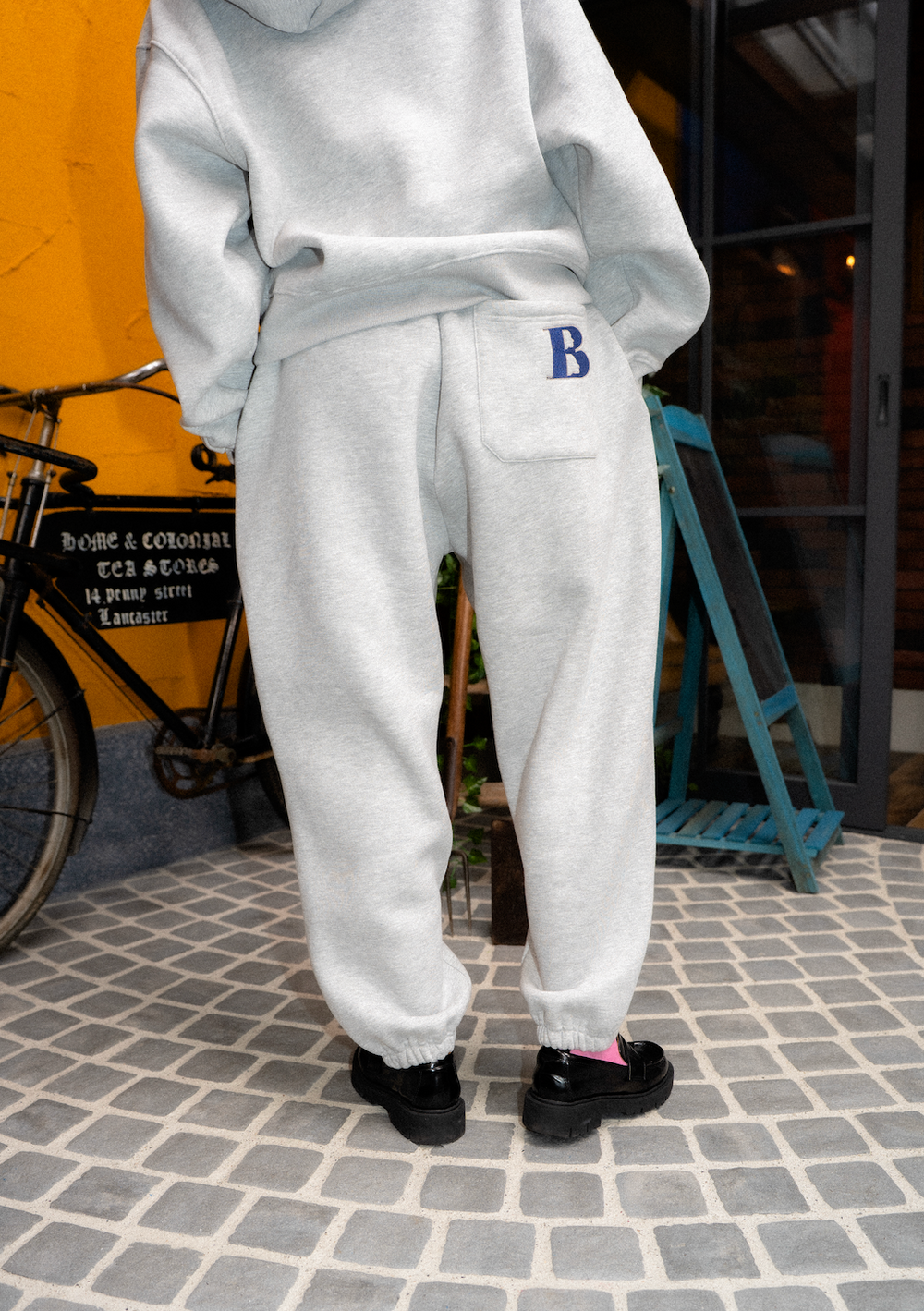 OG logo side sweat pants – YZ