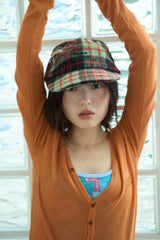冬蛰黄色卡车的隐居CAP 