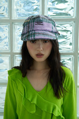 冬蛰黄色卡车的隐居CAP 