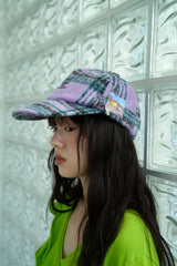 冬蛰黄色卡车的隐居CAP 