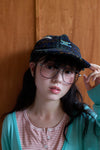 冬蛰黄色卡车的隐居CAP 