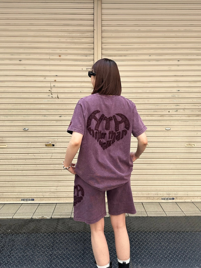 vintage like heart logo tee