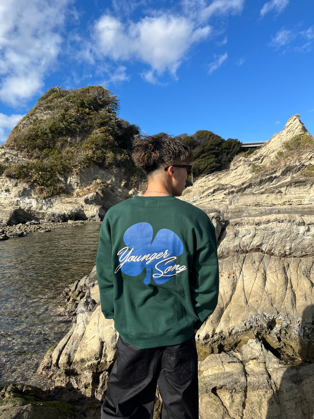 Clover logo sweat – YZ