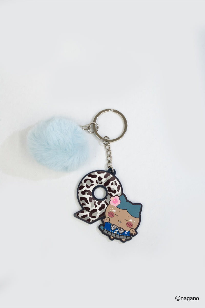 ちいかわ 90 Logo Rubber Keychain（ハチワレ）（発送予定：2026年7月