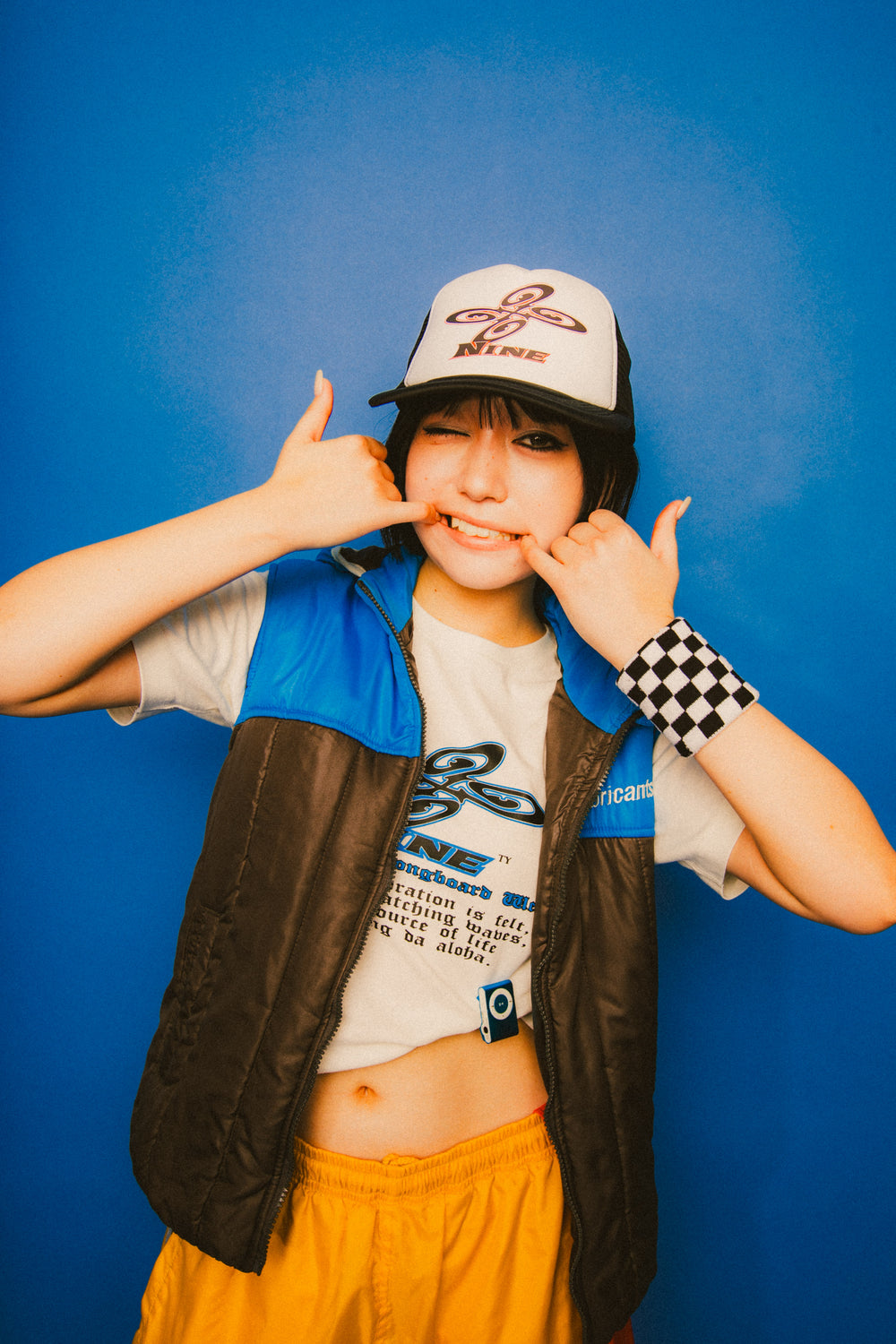 9090 × PIKO Windmill Logo Cropped Tee – YZ